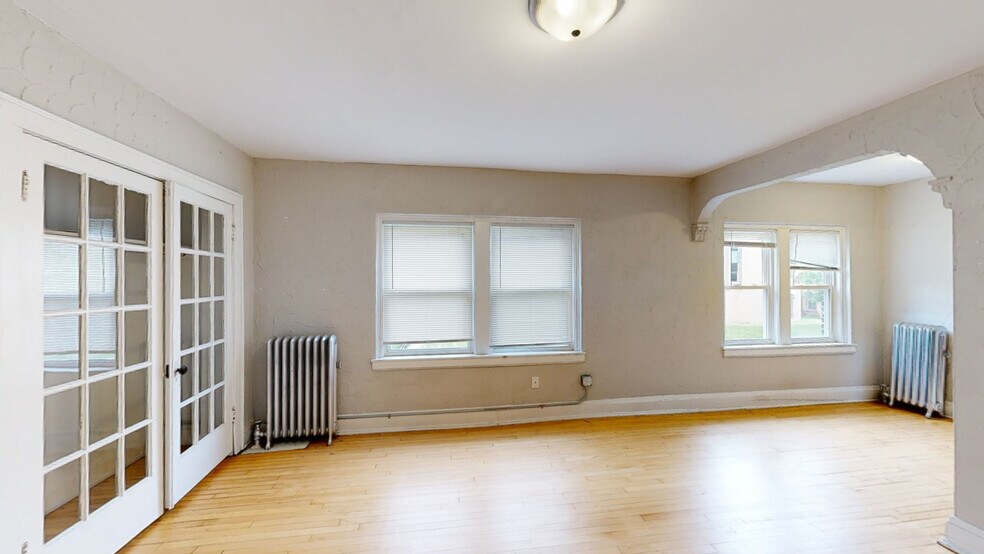 928 N 15th St, Milwaukee, WI à vendre - Numérisation 3D Matterport – Image 2 sur 19