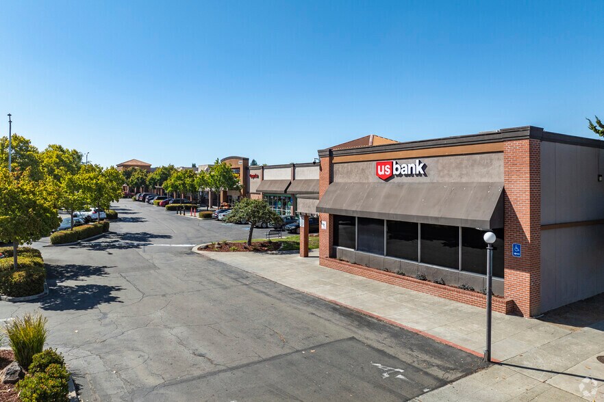 31123 Mission Blvd, Hayward, CA à louer - Photo de l’immeuble – Image 3 sur 14