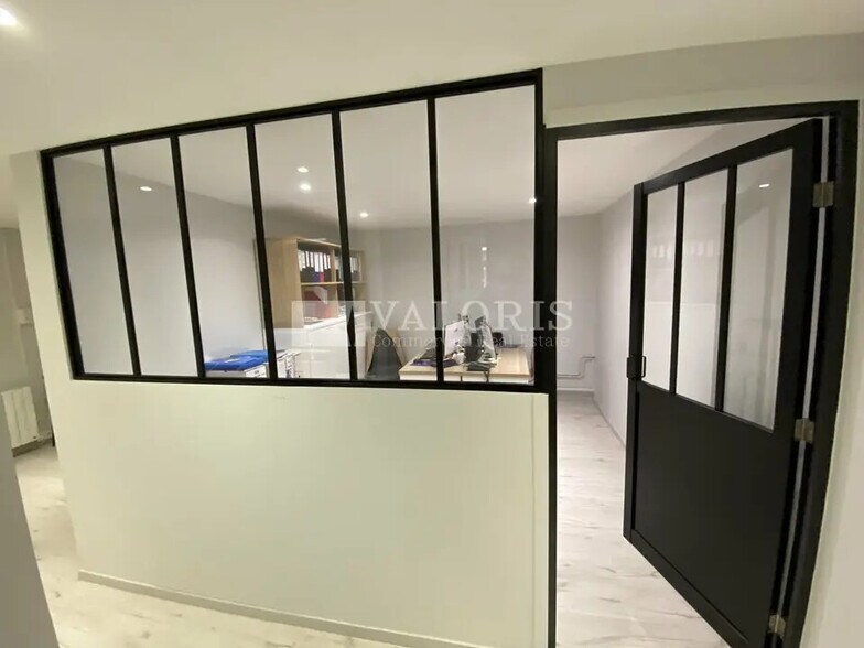 Local commercial dans Fontaines-sur-Saône à vendre - Photo intérieure – Image 3 sur 13