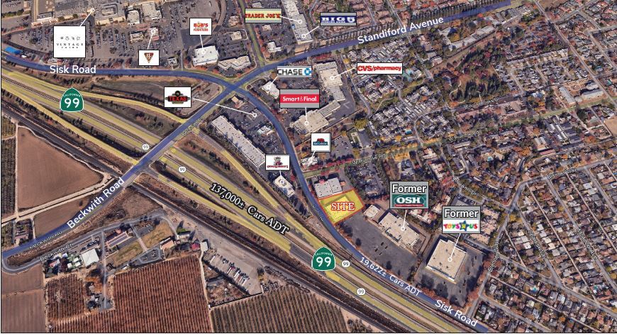 2828 Sisk Rd, Modesto, CA à louer - Photo de l’immeuble – Image 2 sur 2