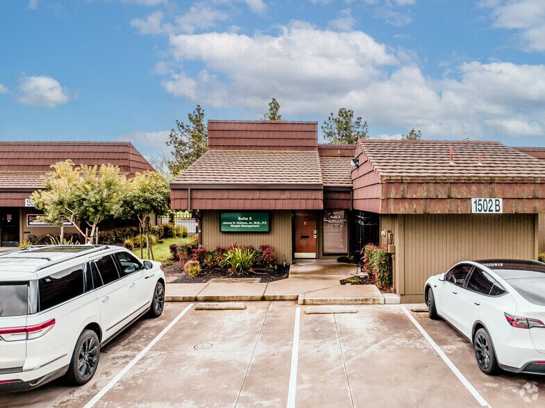 1502 Saint Marks Plz, Stockton, CA à louer - Photo de l’immeuble – Image 2 sur 6