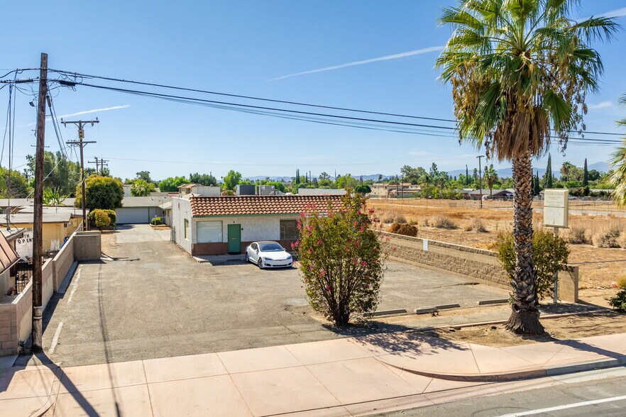 24353 Sunnymead Blvd, Moreno Valley, CA à vendre - Photo de l’immeuble – Image 2 sur 87