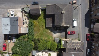 Plus de détails pour 21-23 High St, Batley - Local commercial à louer