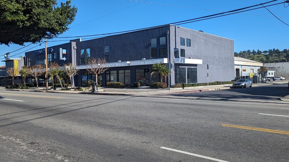 3131-3137 N San Fernando Rd, Los Angeles, CA à louer - Photo de l’immeuble – Image 1 sur 8