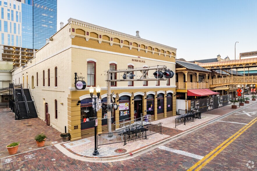 110 W Church St, Orlando, FL à louer - Photo de l’immeuble – Image 1 sur 11