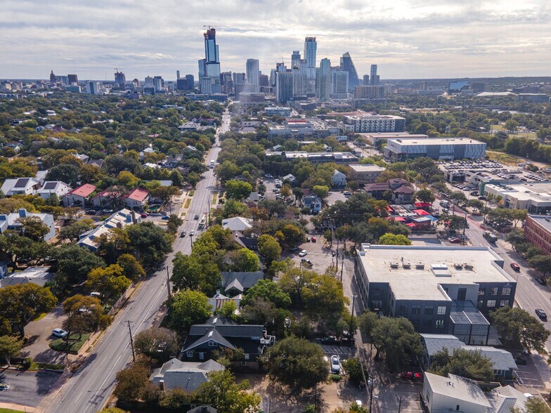 1613 W 6th St, Austin, TX à louer - Aérien – Image 3 sur 3