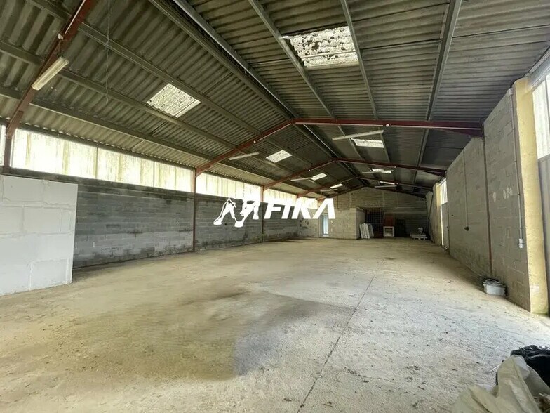2320 Route De Montjoire, Bessières à louer - Photo de l’immeuble – Image 2 sur 10