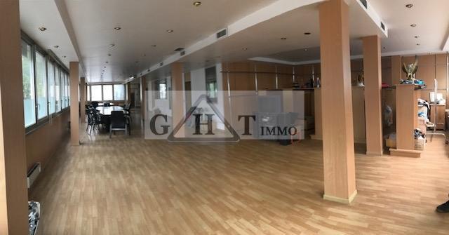 Bureau dans Bobigny à louer - Photo de l’immeuble – Image 3 sur 4