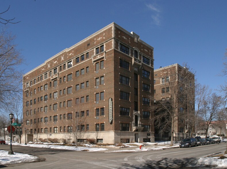 79 Western Ave N, Saint Paul, MN à vendre - Photo de l’immeuble – Image 2 sur 50