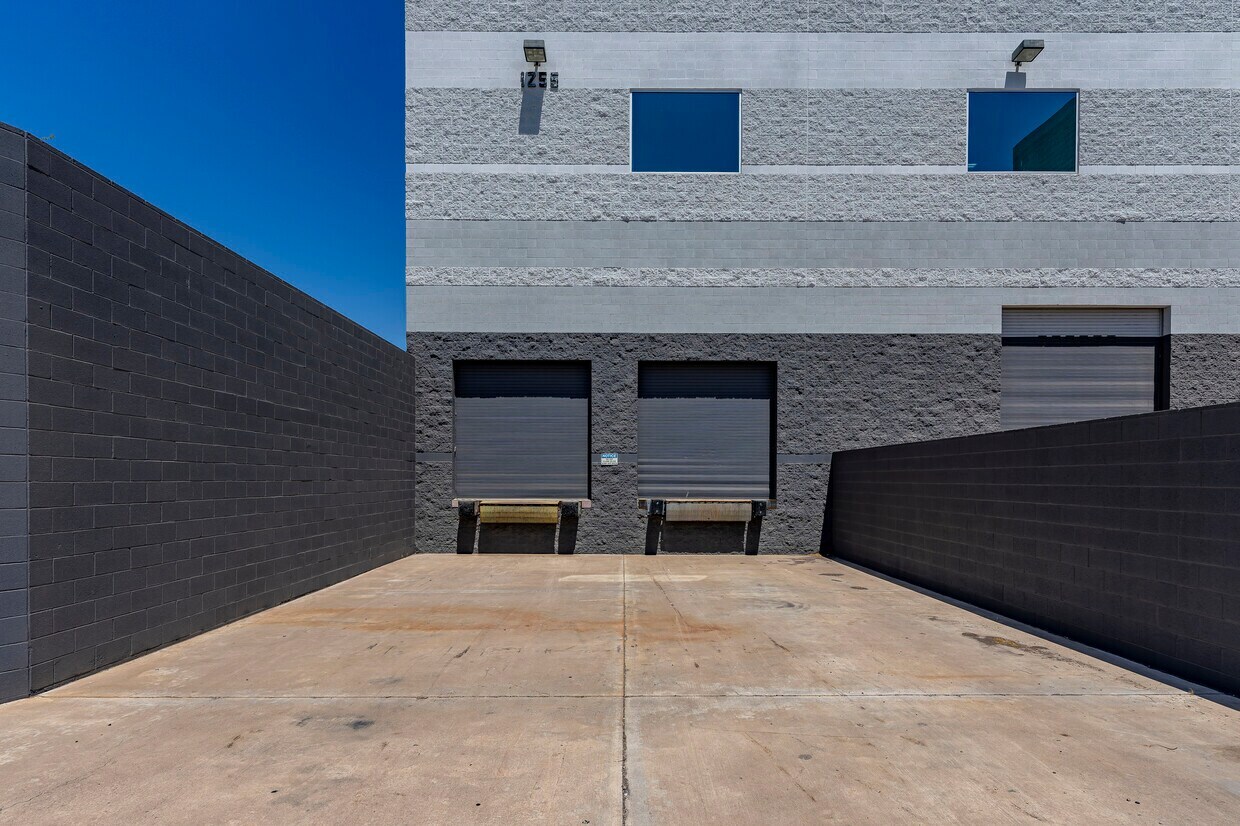 1255 W Washington St, Tempe, AZ à vendre Photo intérieure– Image 1 sur 4