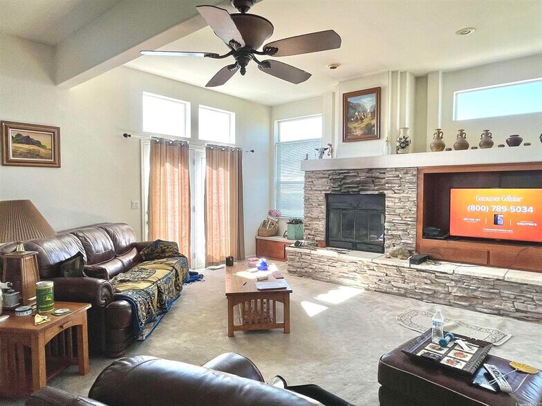718 Juniper Ridge Rd, Termo, CA à vendre - Photo intérieure – Image 3 sur 29