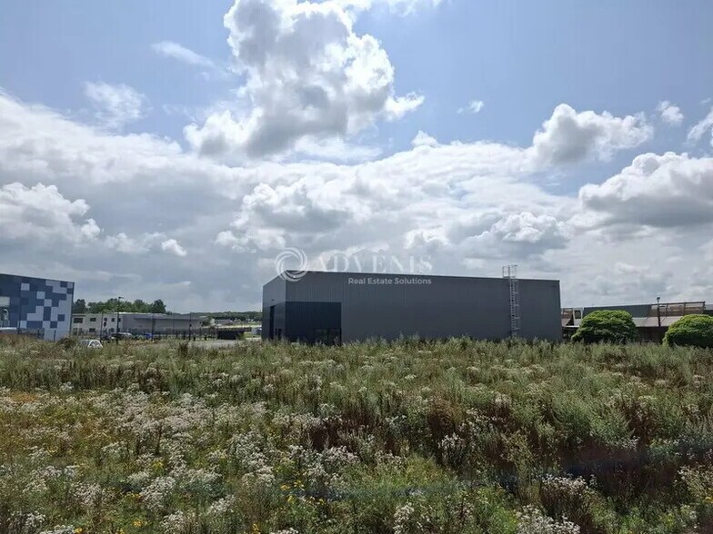 Local d'activités dans Dombasle-sur-Meurthe à vendre - Photo de l’immeuble – Image 2 sur 7
