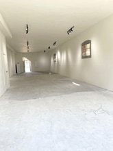 1160-1164 N Western Ave, Los Angeles, CA à louer Photo intérieure– Image 2 sur 3