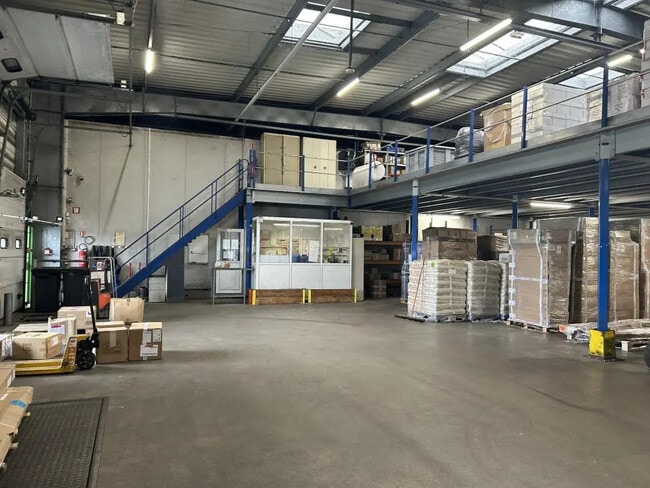 Plus de détails pour Industriel/Logistique à vendre