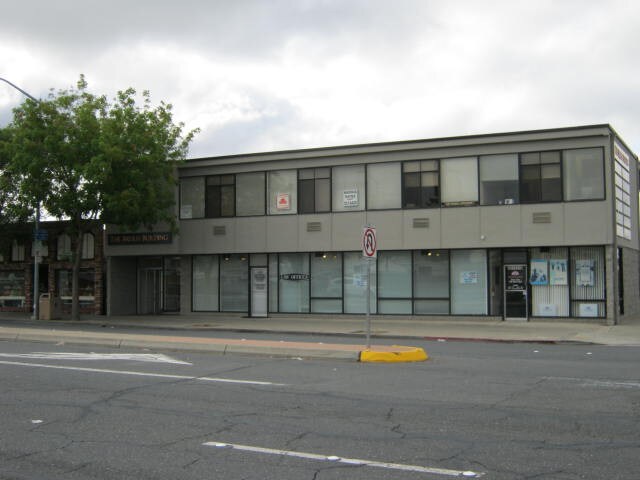 2811 Castro Valley Blvd, Castro Valley, CA à louer - Photo de l’immeuble – Image 1 sur 11