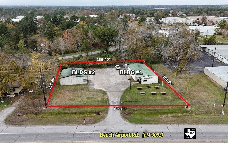 1303 Beach Airport Rd, Conroe, TX à vendre Aérien– Image 1 sur 13