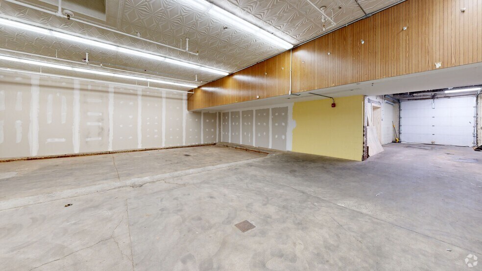 483 Belmont Ave, Springfield, MA à louer - Numérisation 3D Matterport – Image 3 sur 14