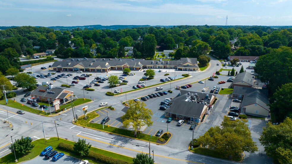 549 S Main St, Shrewsbury, PA à louer - Photo de l’immeuble – Image 1 sur 1