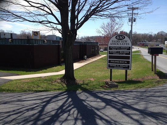 630 Lowther Rd, Lewisberry, PA à louer - Photo de l’immeuble – Image 2 sur 7