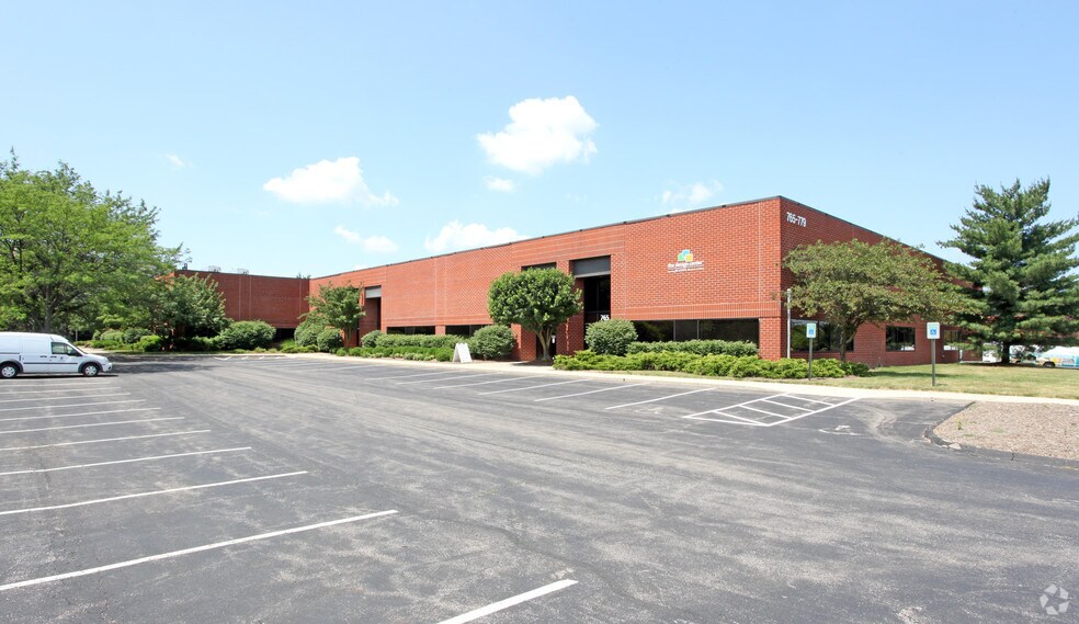 765-779 Brooksedge Blvd, Westerville, OH à louer - Photo de l’immeuble – Image 2 sur 2