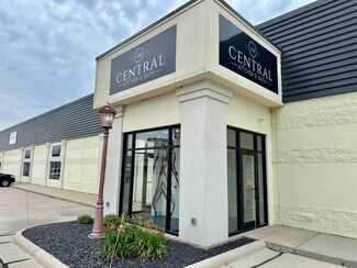 Plus de détails pour 840 Gordon Dr, Sioux City, IA - Local commercial à vendre