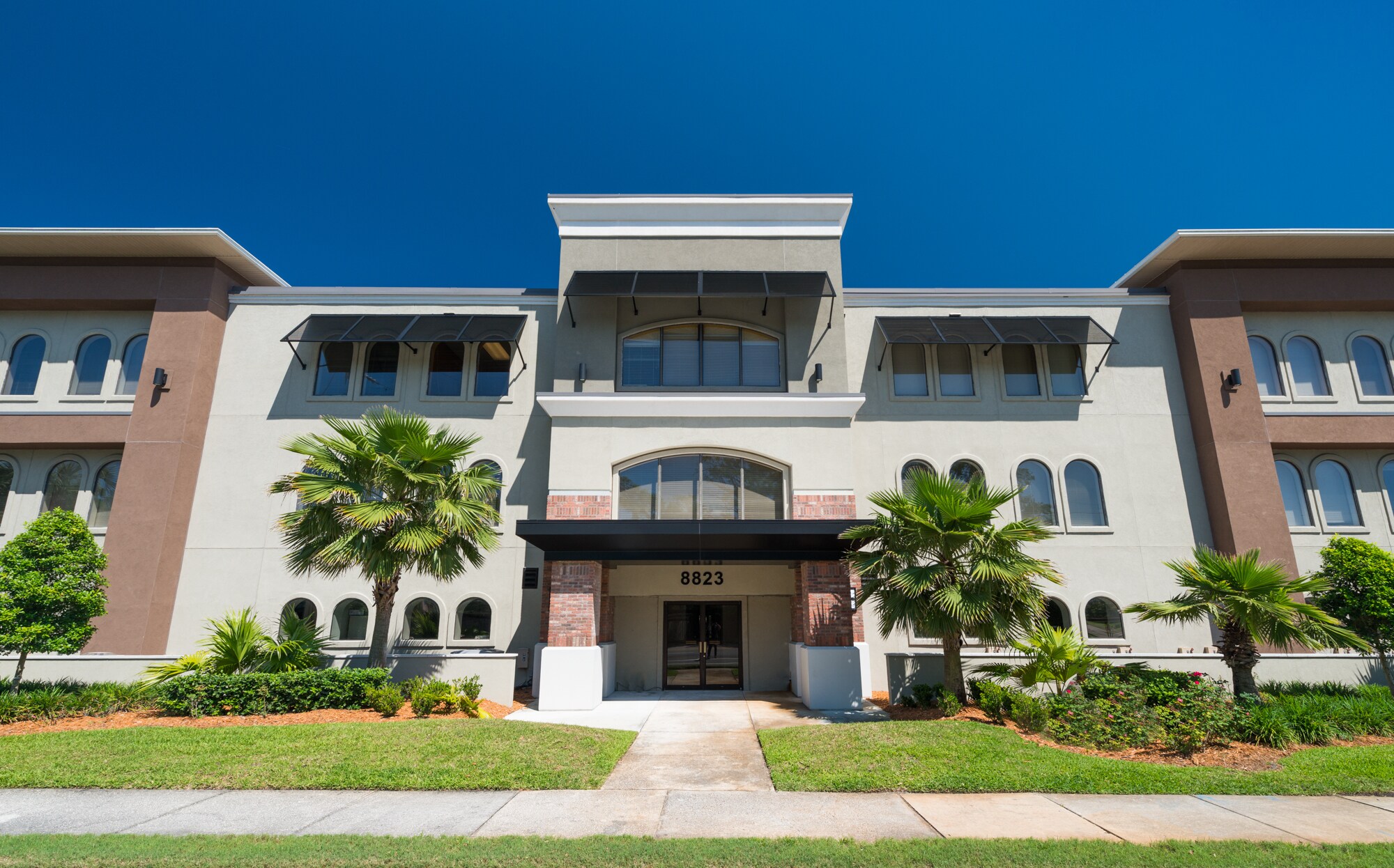 8823 San Jose Blvd, Jacksonville, FL à louer Photo principale– Image 1 sur 5