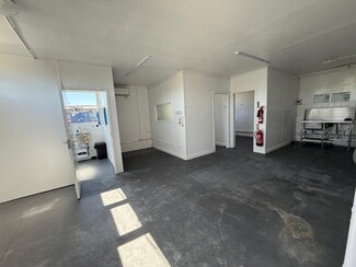 Plus de détails pour College Rd N, Aylesbury - Bureau, Industriel/Logistique à louer