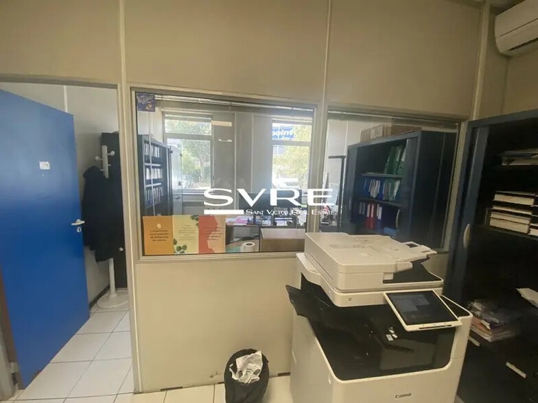 Bureau dans Marseille à louer - Photo de l’immeuble – Image 1 sur 11