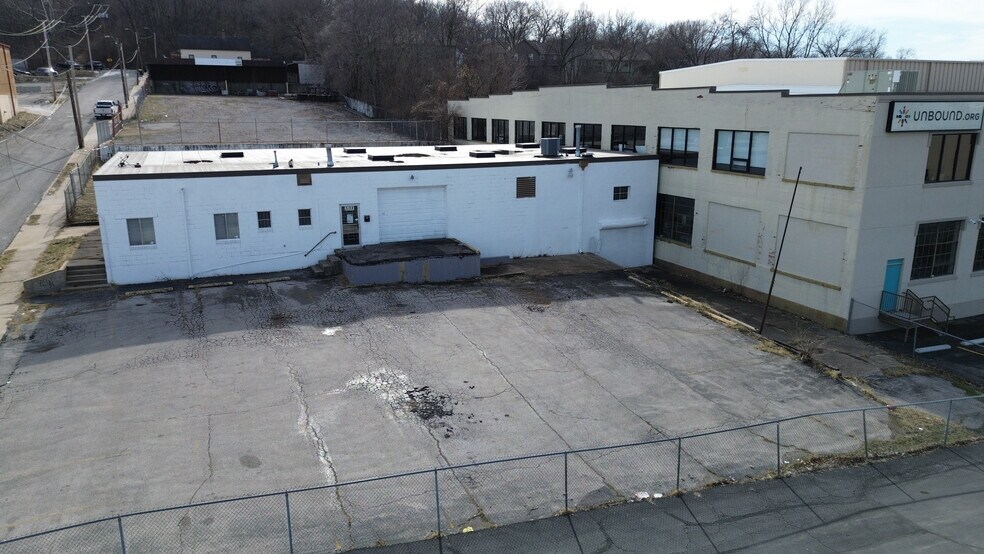 3128 Bell St, Kansas City, MO à louer - Photo de l’immeuble – Image 2 sur 12
