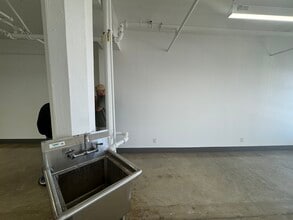 122 E 7th St, Los Angeles, CA à louer Photo intérieure– Image 2 sur 3