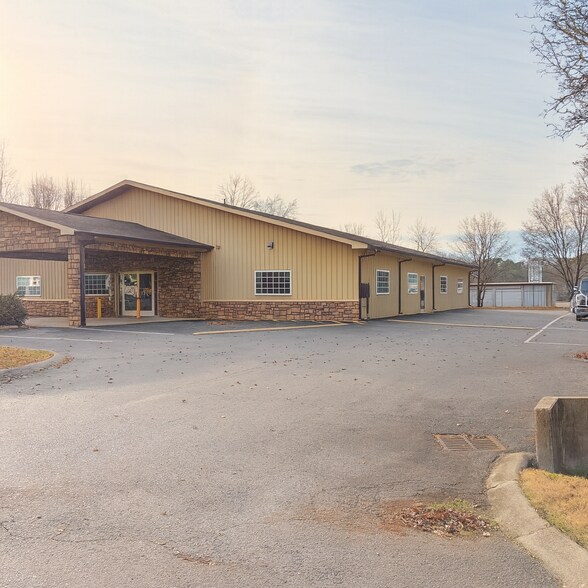 202 Arnette St, Murfreesboro, TN à louer - Photo de l’immeuble – Image 1 sur 26