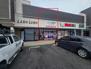 7003 Katella Ave, Stanton, CA à louer Photo de l’immeuble– Image 2 sur 2