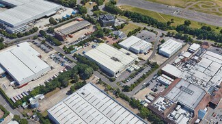 Plus de détails pour 8 Sopwith Dr, Weybridge - Industriel/Logistique à louer