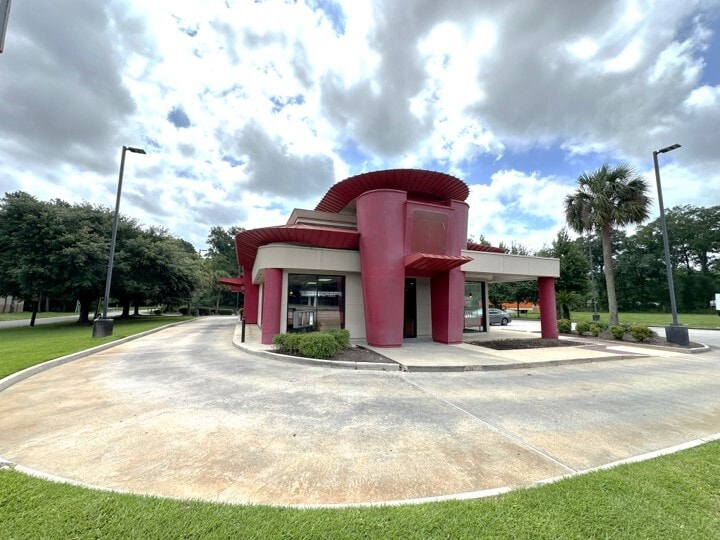 11682 Plank Rd, Baton Rouge, LA à louer - Photo principale – Image 1 sur 10