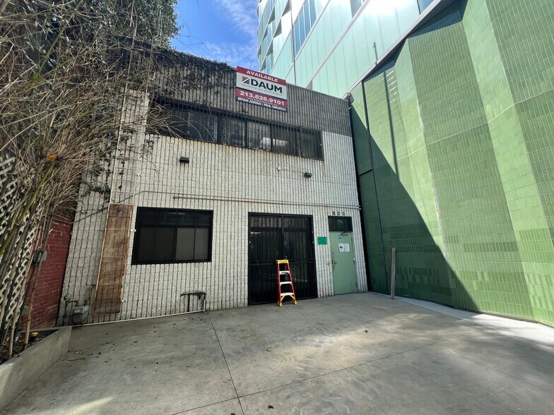 522 E 6th St, Los Angeles, CA à vendre - Photo de l’immeuble – Image 1 sur 9