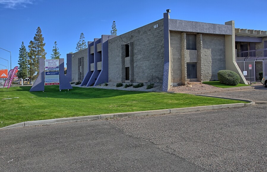 165 E Southern Ave, Mesa, AZ à louer Photo principale– Image 1 sur 61