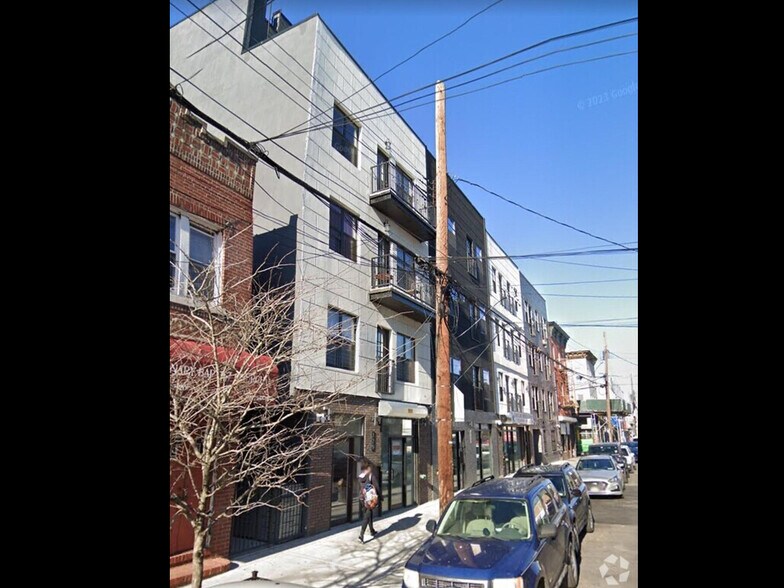 Multifamily Prop for Sale 729 liberty portefeuille de 3 biens à vendre sur LoopNet.fr - Photo de l’immeuble – Image 1 sur 20