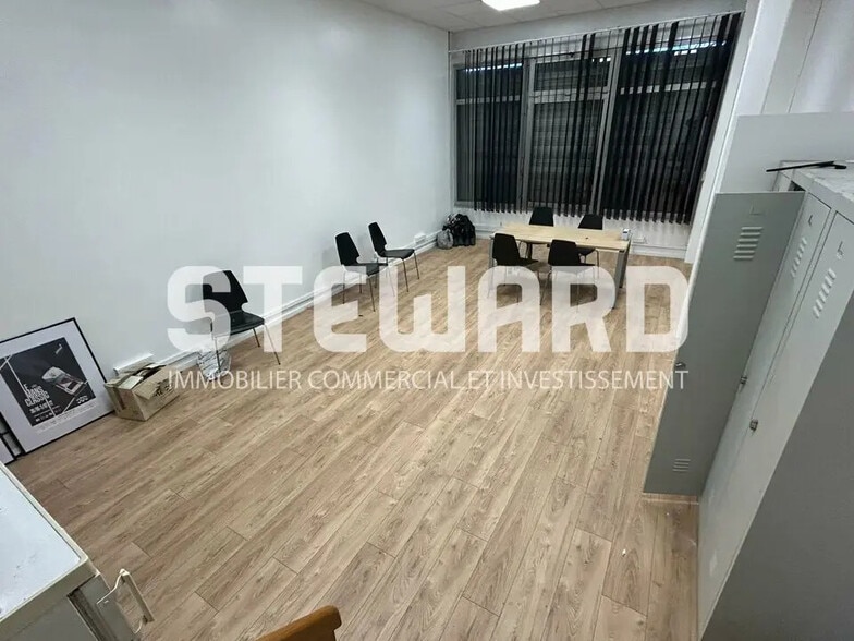 Industriel/Logistique dans Saint-André-lez-Lille à louer - Photo intérieure – Image 2 sur 10