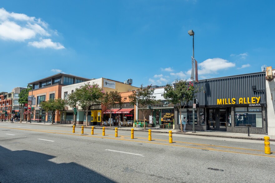 33 S Fair Oaks Ave, Pasadena, CA à vendre - Photo de l’immeuble – Image 2 sur 26