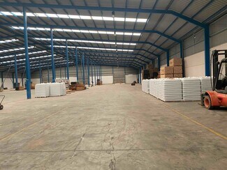 Plus de détails pour Industriel/Logistique à louer