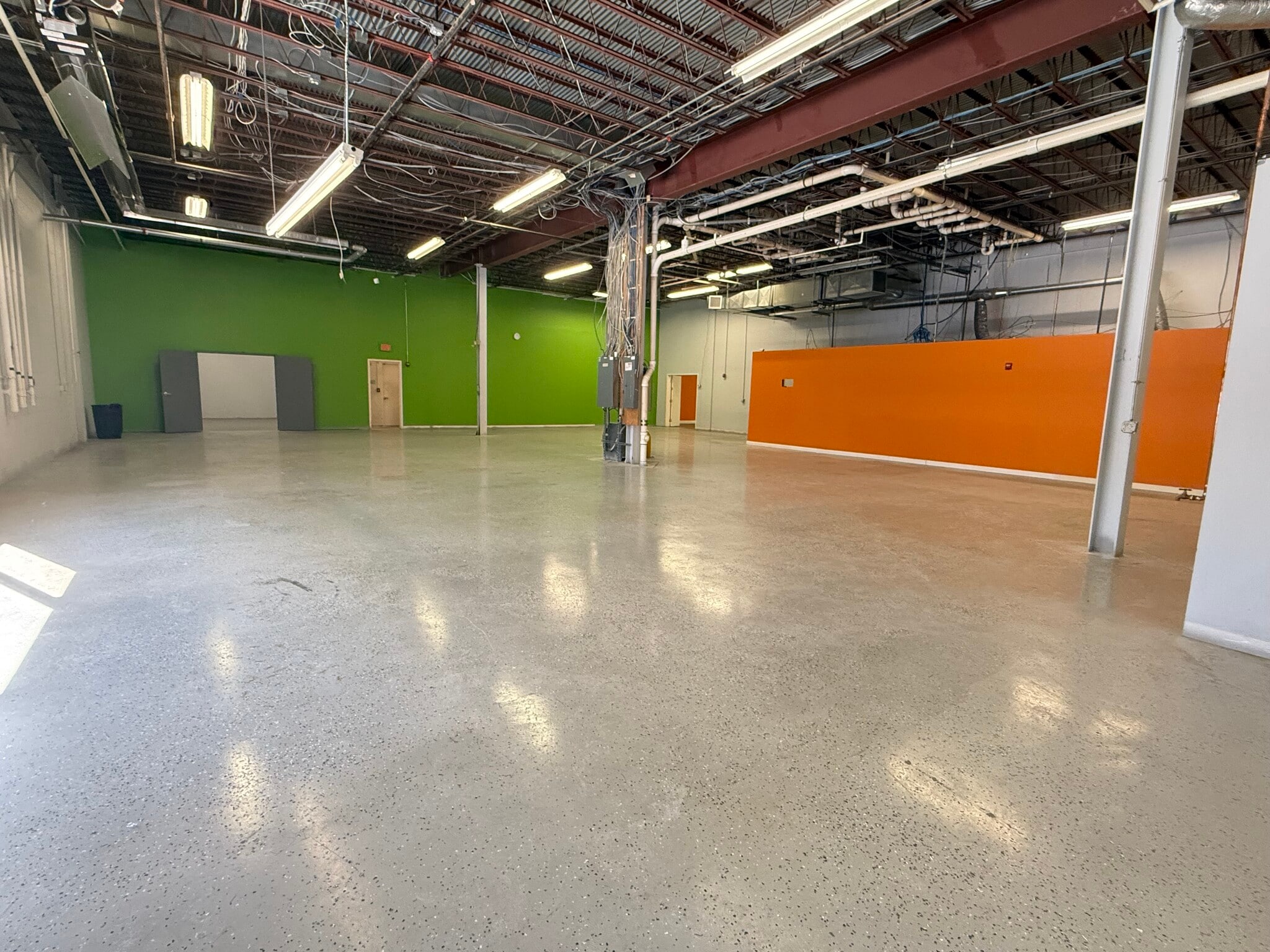 630 E Diamond Ave, Gaithersburg, MD à louer Photo intérieure– Image 1 sur 13