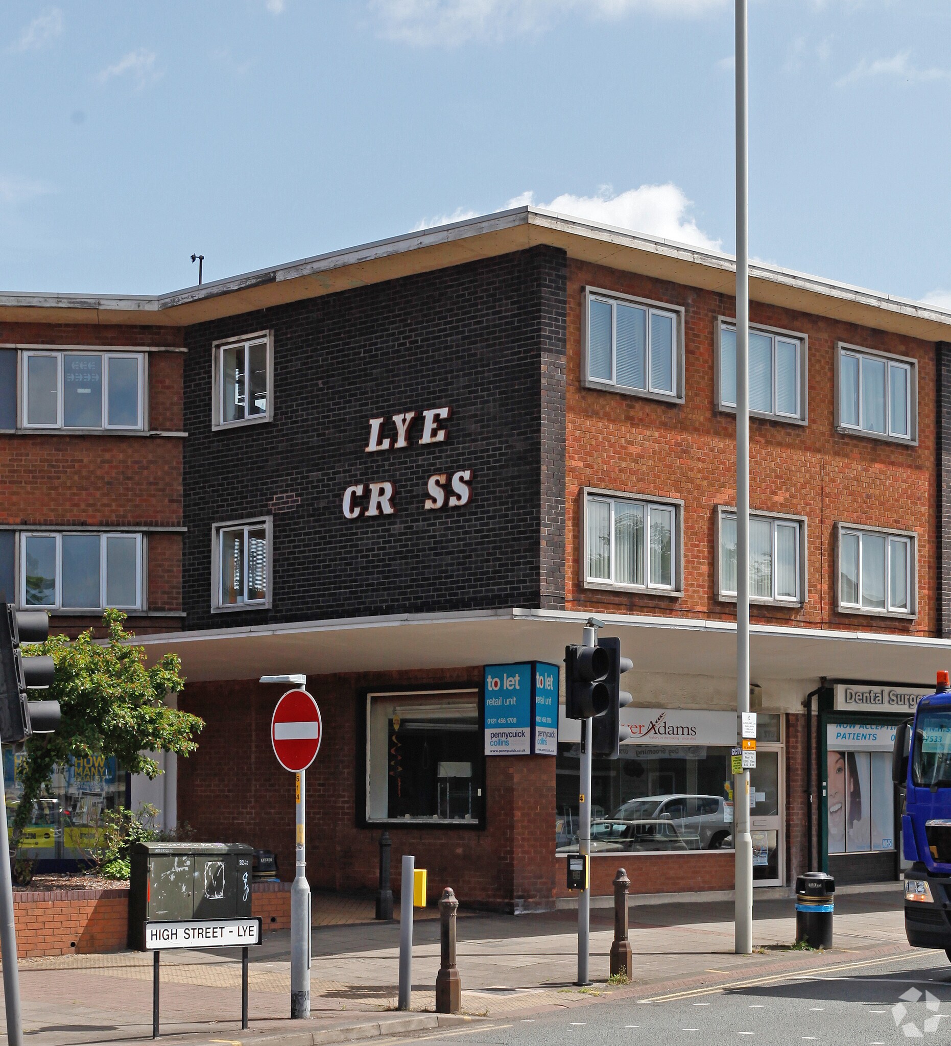 1-5 High St, Stourbridge à louer Photo de l’immeuble– Image 1 sur 13