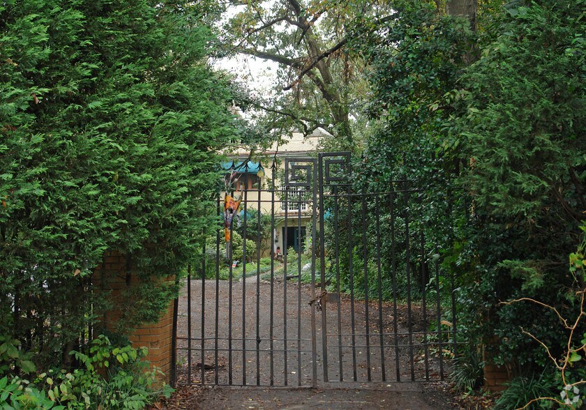 368 Ponce De Leon Ave NE, Atlanta, GA à vendre - Photo de l’immeuble – Image 2 sur 15