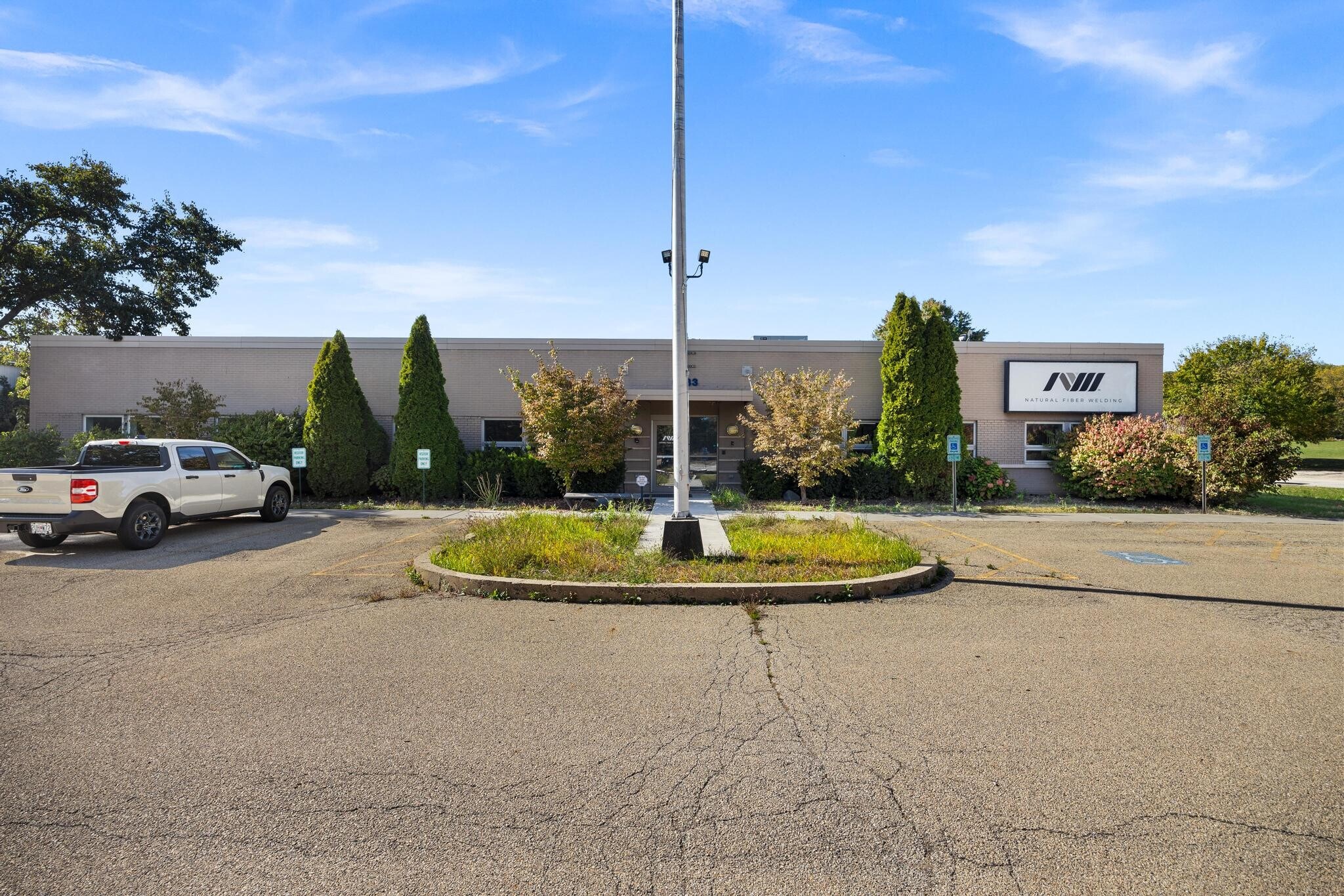 6533 N Galena Rd, Peoria, IL à louer Photo de l’immeuble– Image 1 sur 29