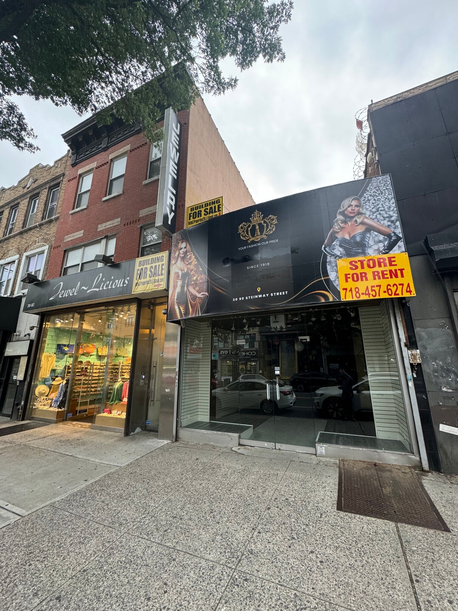 3090 & 3092 Steinway Street, Astoria portefeuille de 2 biens à vendre sur LoopNet.fr Photo de l’immeuble– Image 1 sur 17