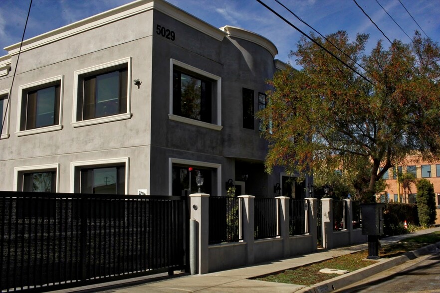 5029 Bleecker St, Baldwin Park, CA à louer - Photo de l’immeuble – Image 2 sur 12
