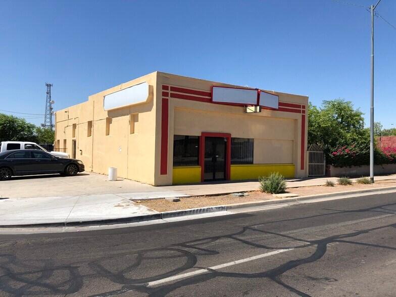 2145 E Van Buren St, Phoenix, AZ à louer - Photo de l’immeuble – Image 2 sur 17