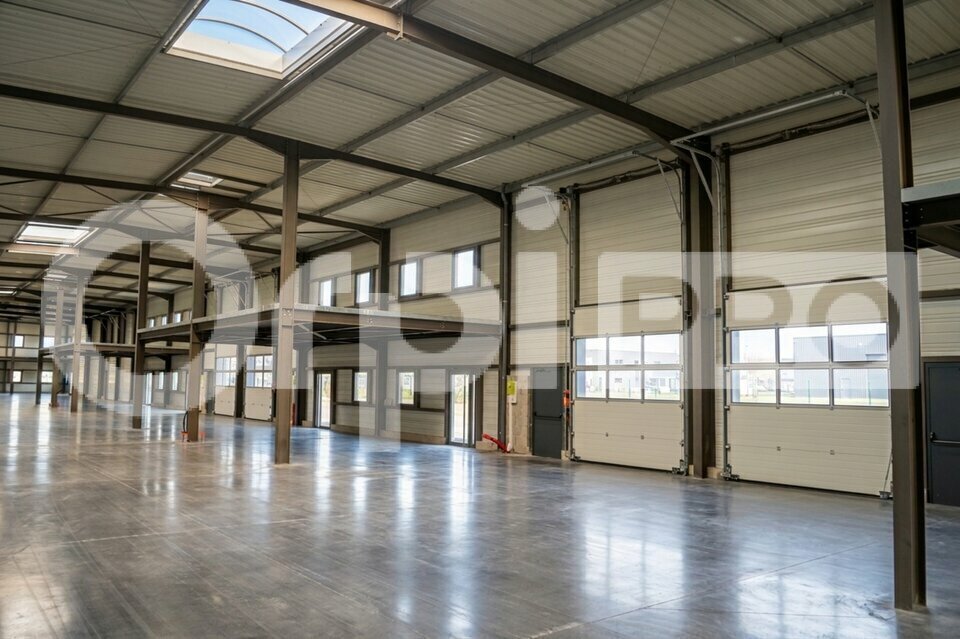 Local d'activités dans Saint-Rémy à vendre Photo intérieure– Image 1 sur 7