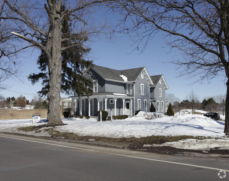 481 Cleveland Massillon Rd, Akron, OH à vendre - Photo de l’immeuble – Image 3 sur 11