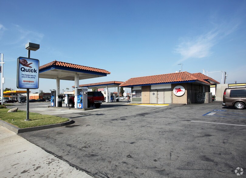 1004 N Hacienda Blvd, La Puente, CA à louer - Photo de l’immeuble – Image 3 sur 3